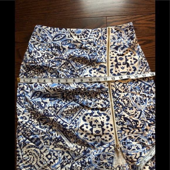 Korean Street Fashion mini Skirt with zip detail - Picture 5 of 7